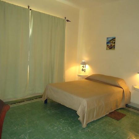 Hotel Suites กอร์โดบา ห้อง รูปภาพ