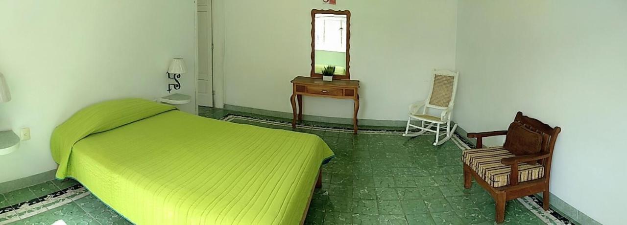 Hotel Suites กอร์โดบา ภายนอก รูปภาพ