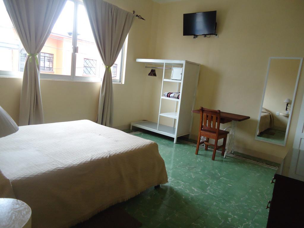 Hotel Suites กอร์โดบา ห้อง รูปภาพ